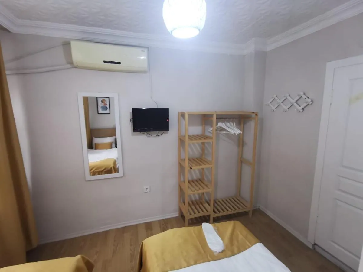 Отель Konut Wooden House Стамбул Турция