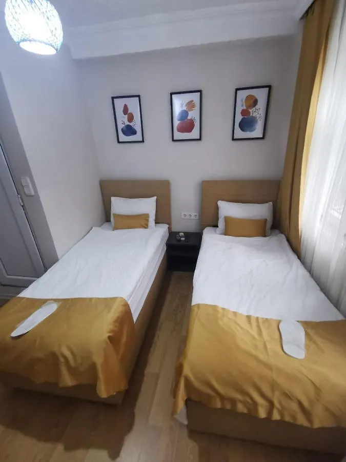 Отель Konut Wooden House Стамбул